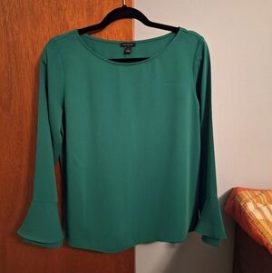 Ann Taylor Elegant Green Long-Sleeve Top Bell Cuffs Size S